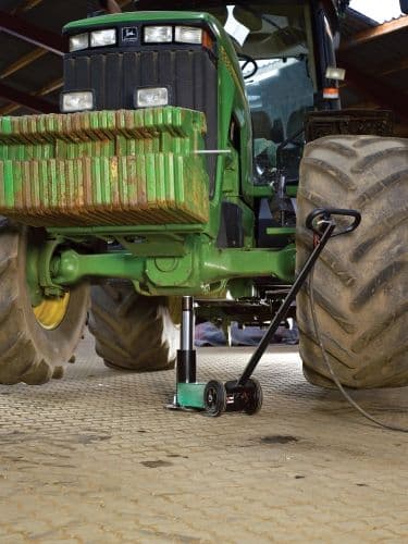 Compac A28-HC Air Hydraulic Jack 28 Ton - Heavy-Duty Lifting for Workshops